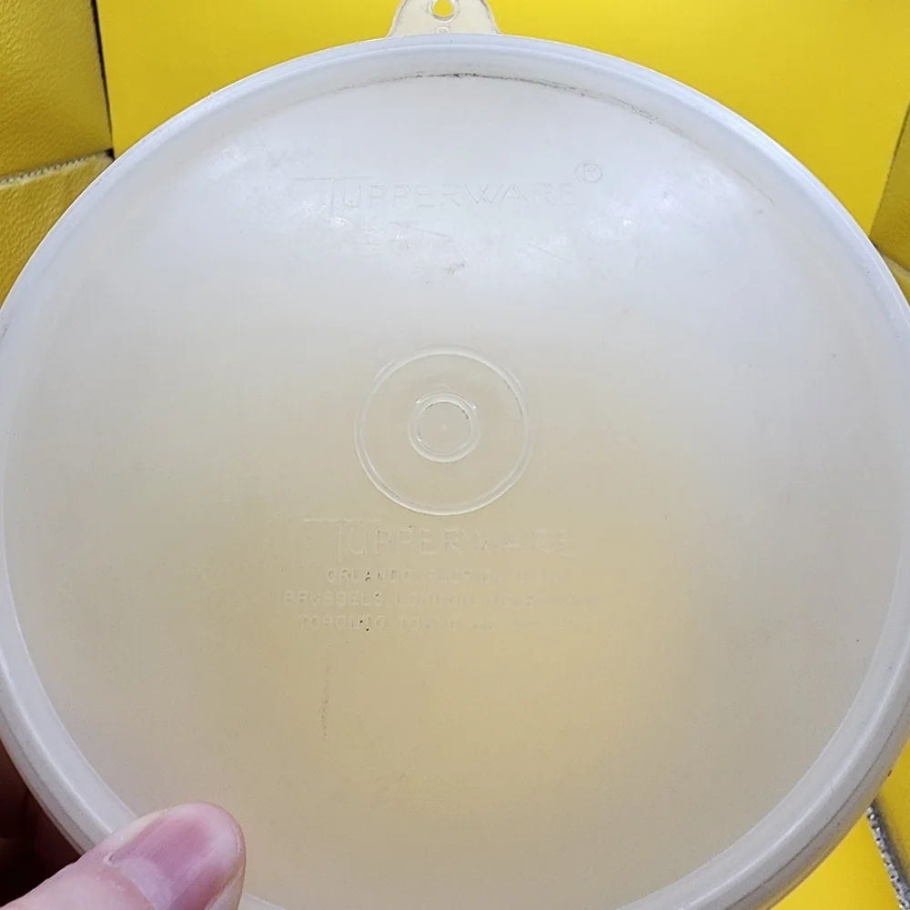 Tupperware Vintage Round Containers Food Storage Canister